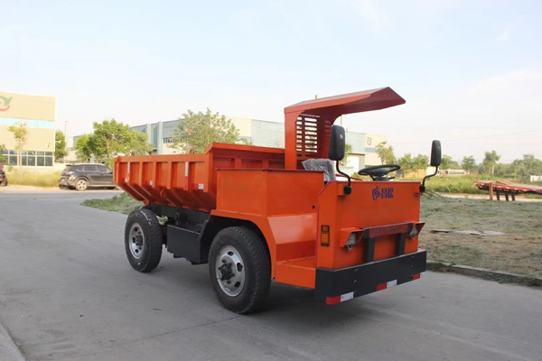 矿山井下专用运输车