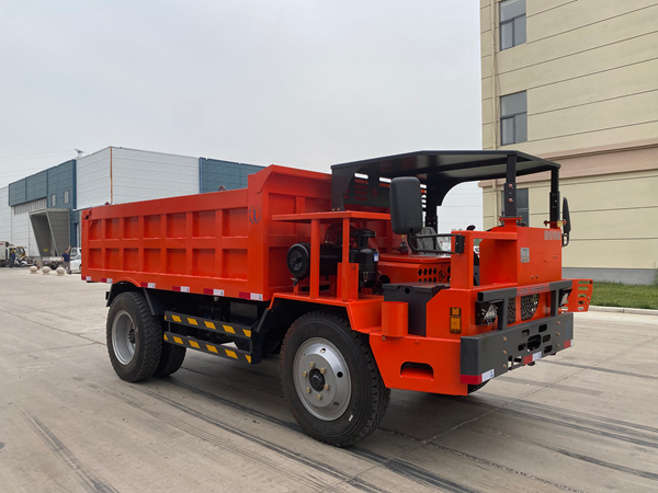 矿用8吨运输车